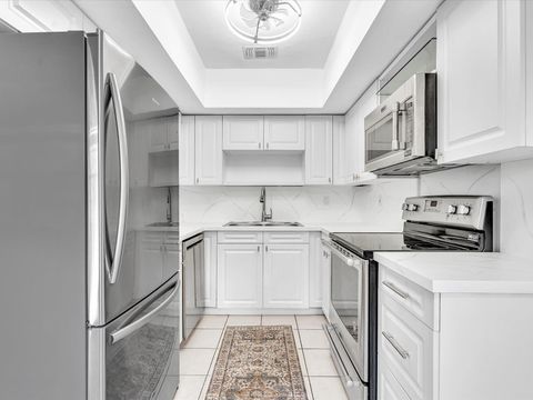 Tiny photo for 3421 NE 15th Avenue #8, Oakland Park, FL 33334 (MLS # B26033840)