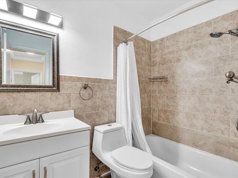 Tiny photo for 3421 NE 15th Avenue #8, Oakland Park, FL 33334 (MLS # B26033840)