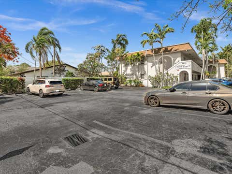 Tiny photo for 3421 NE 15th Avenue #8, Oakland Park, FL 33334 (MLS # B26033840)