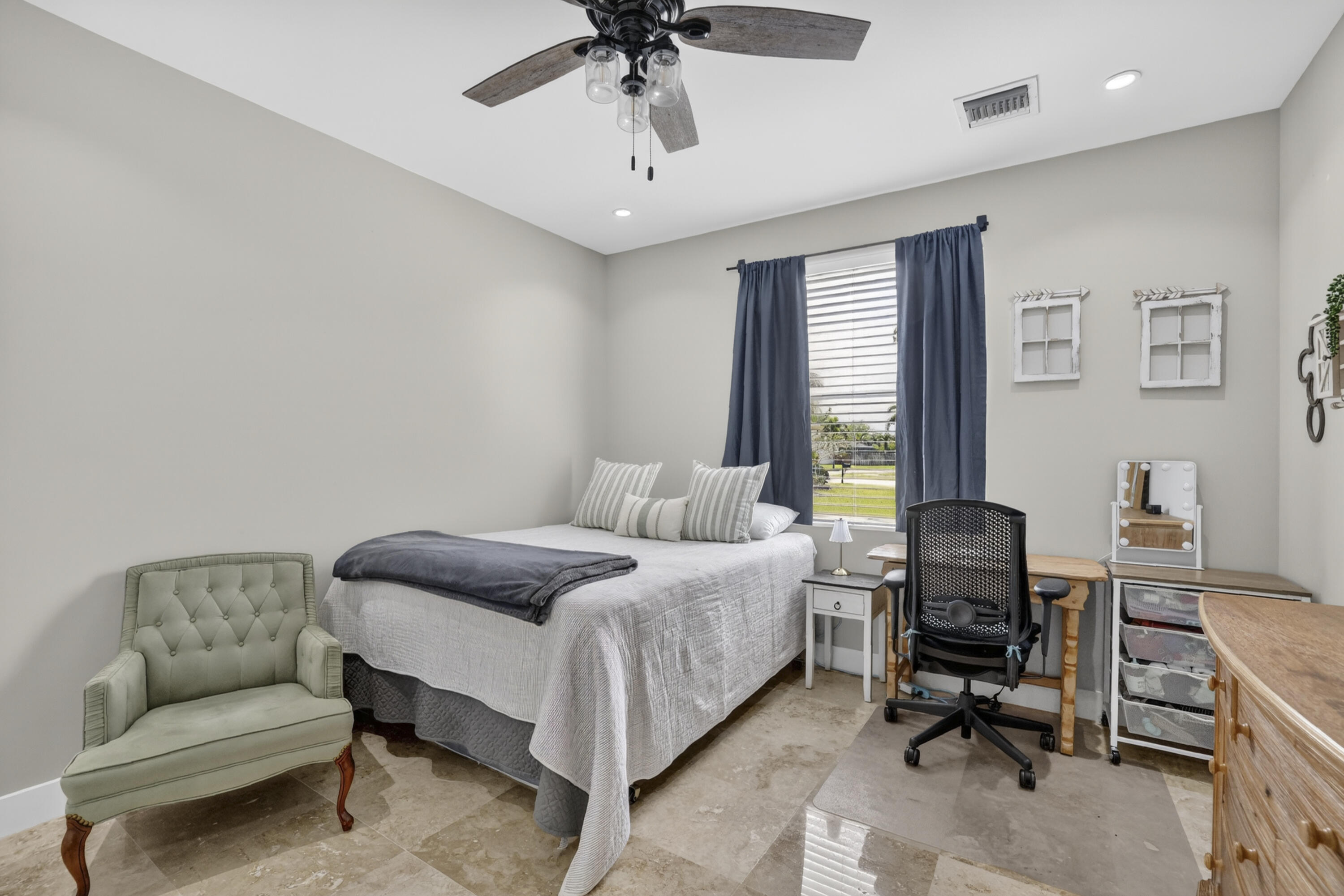 BOCA FONTANA PH 2-A - Residential