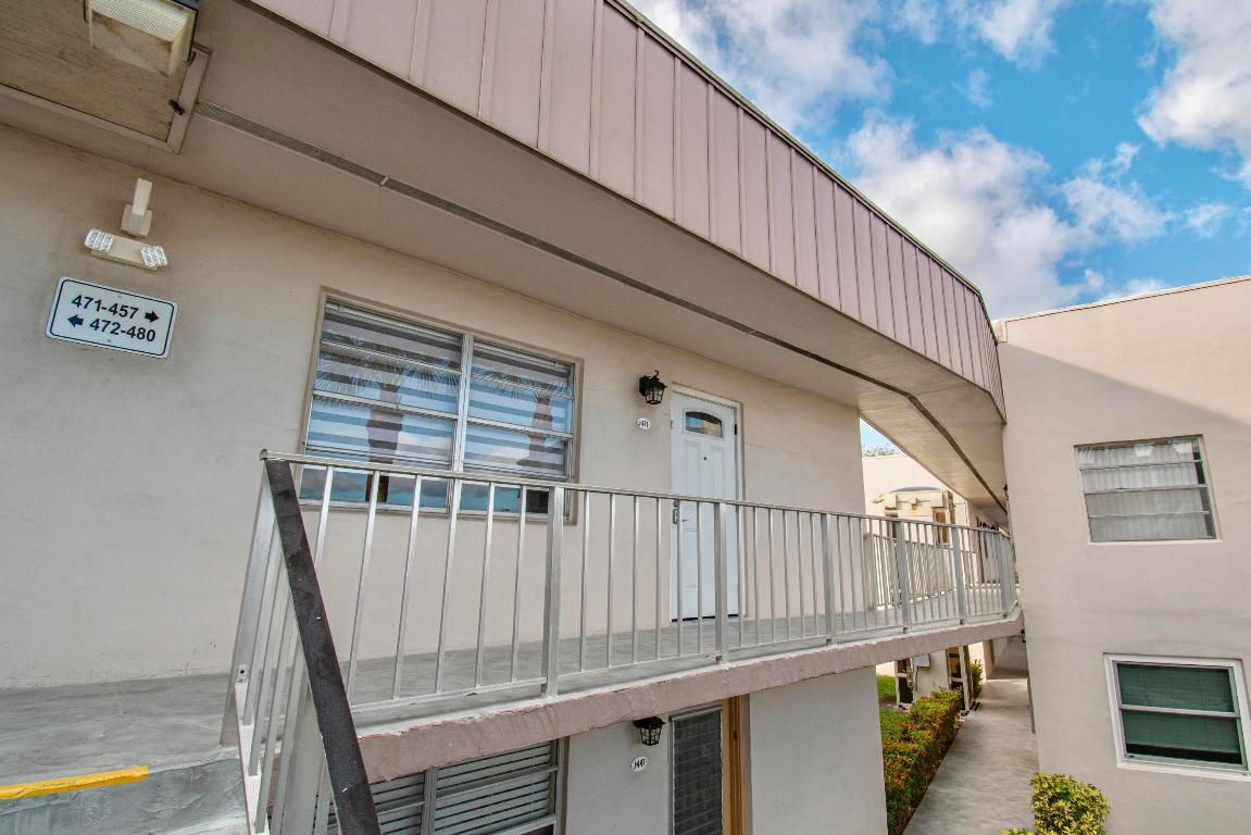 KINGS POINT CAPRI CONDOS - Residential