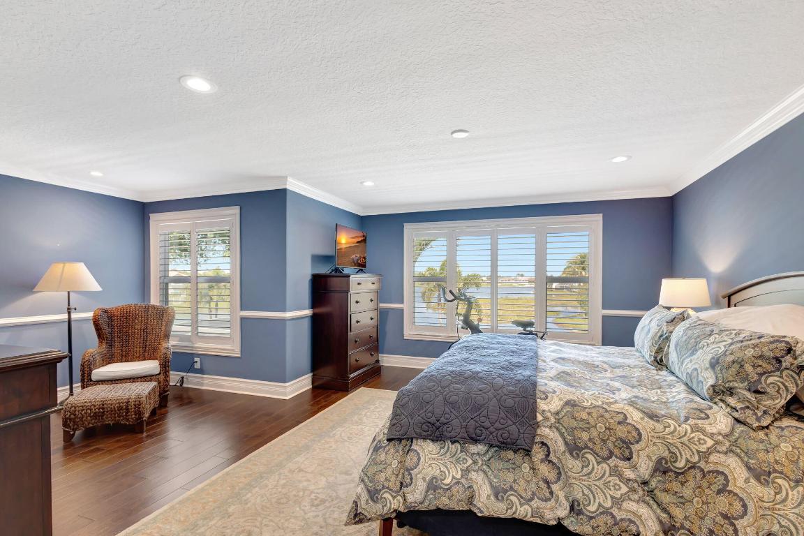 PGA RESORT COMMUNITY OF MONTEREY POINTE - Residential