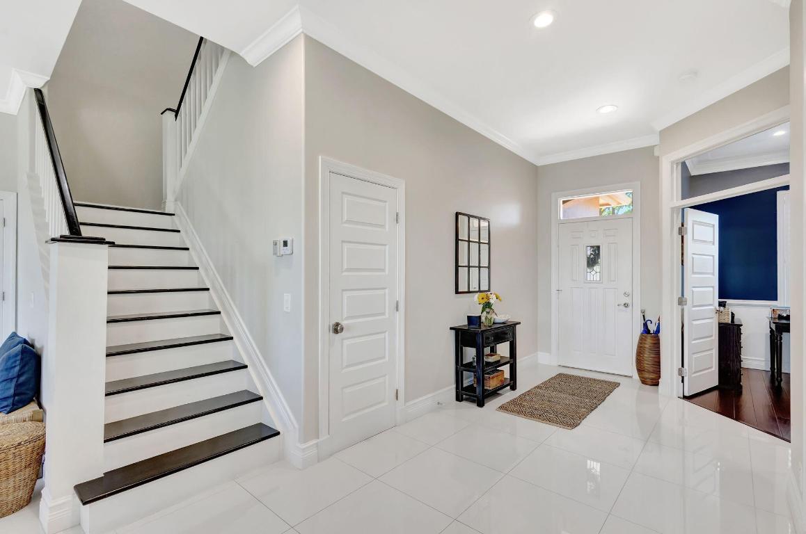 PGA RESORT COMMUNITY OF MONTEREY POINTE - Residential