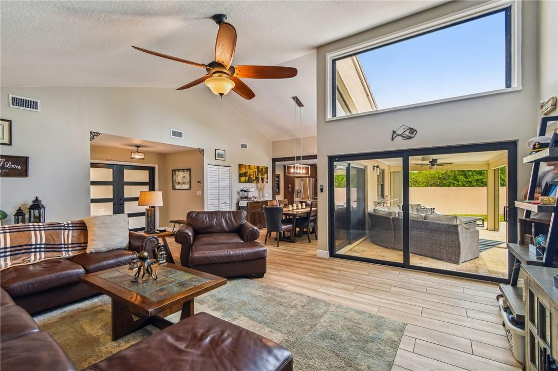 The Hollows Of Deer Creek - Residential