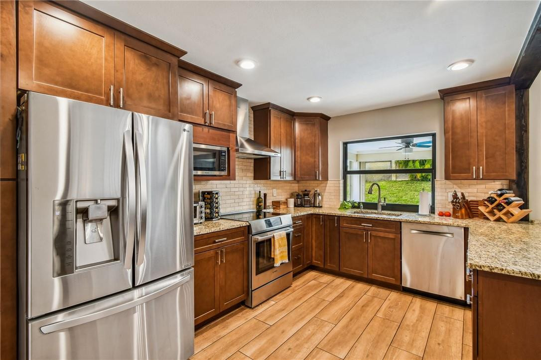 The Hollows Of Deer Creek - Residential