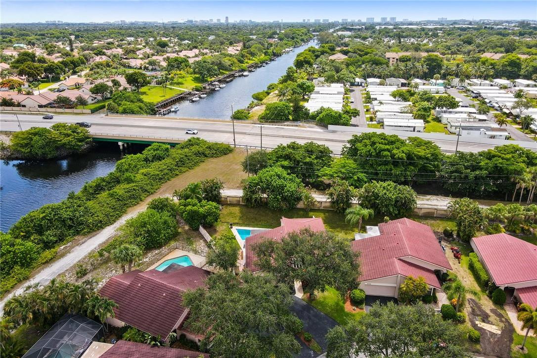 The Hollows Of Deer Creek - Residential