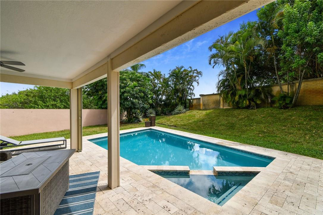 The Hollows Of Deer Creek - Residential