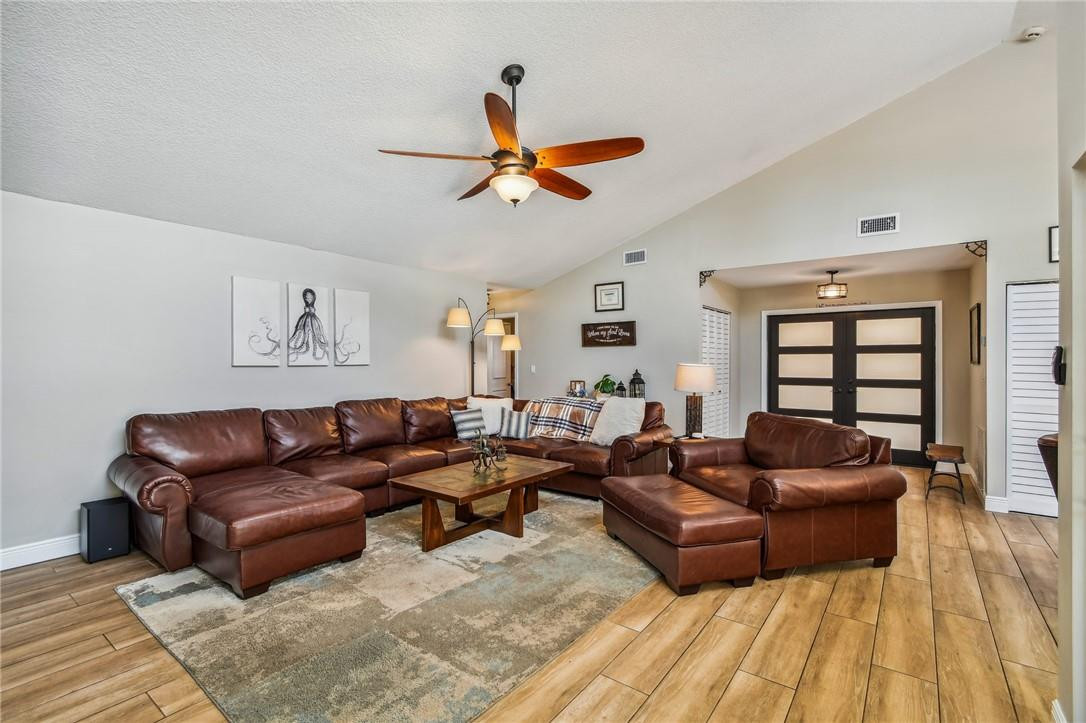 The Hollows Of Deer Creek - Residential