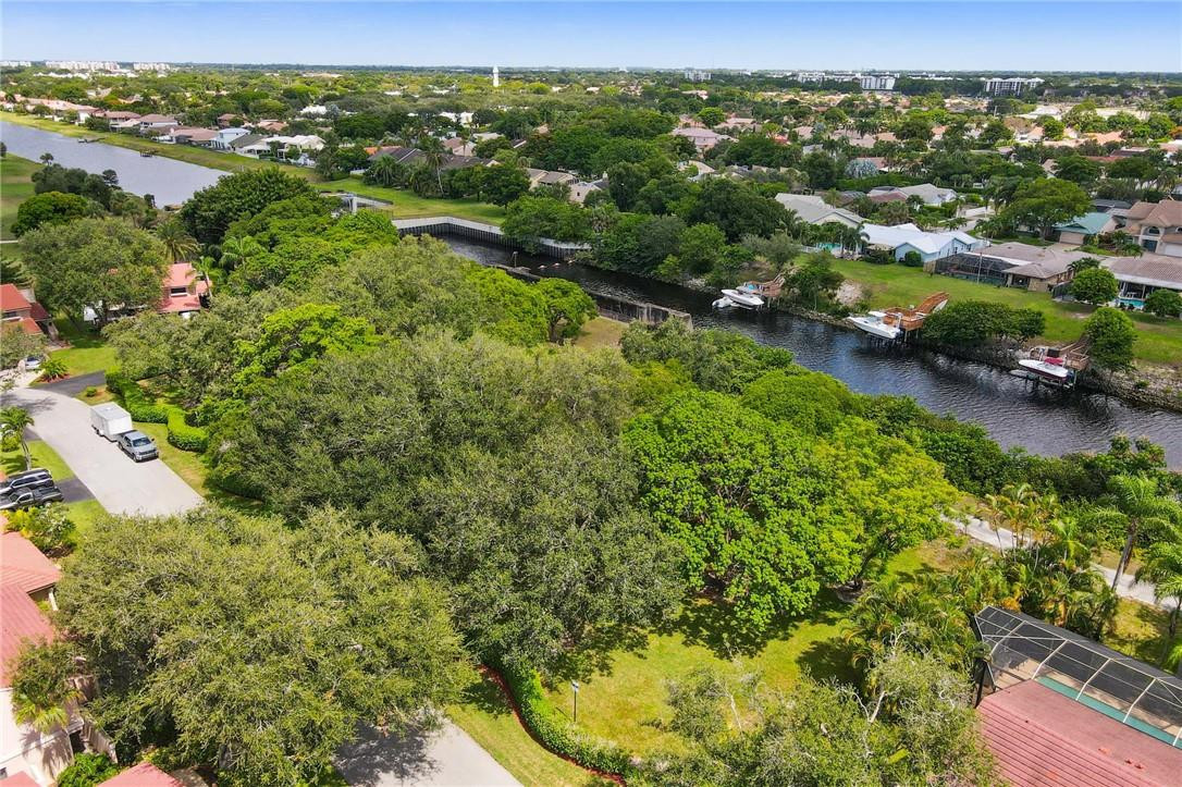 The Hollows Of Deer Creek - Residential