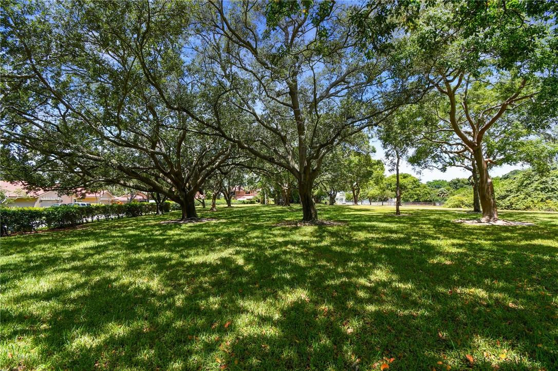 The Hollows Of Deer Creek - Residential