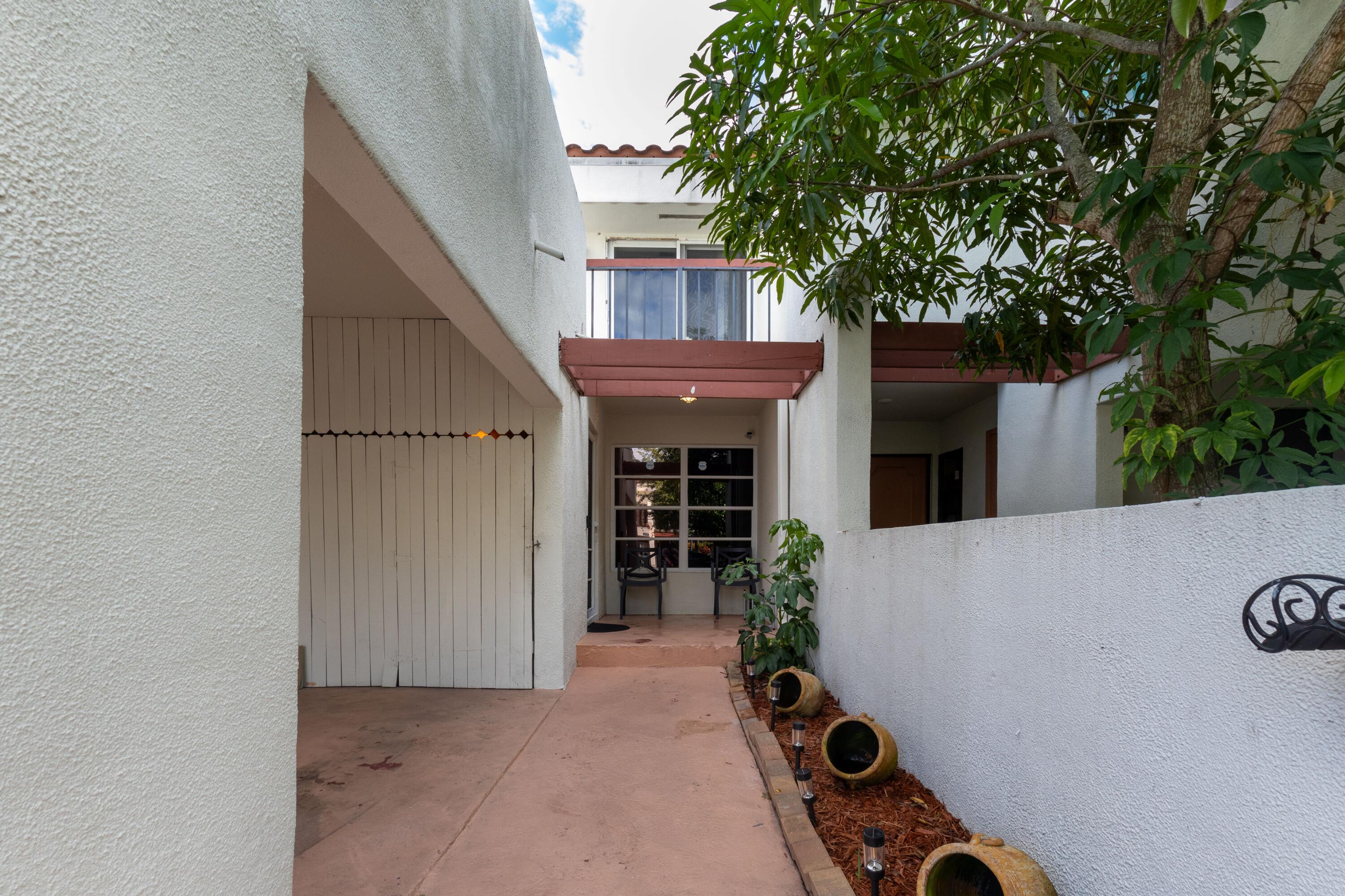 6479 Racquet Club Drive