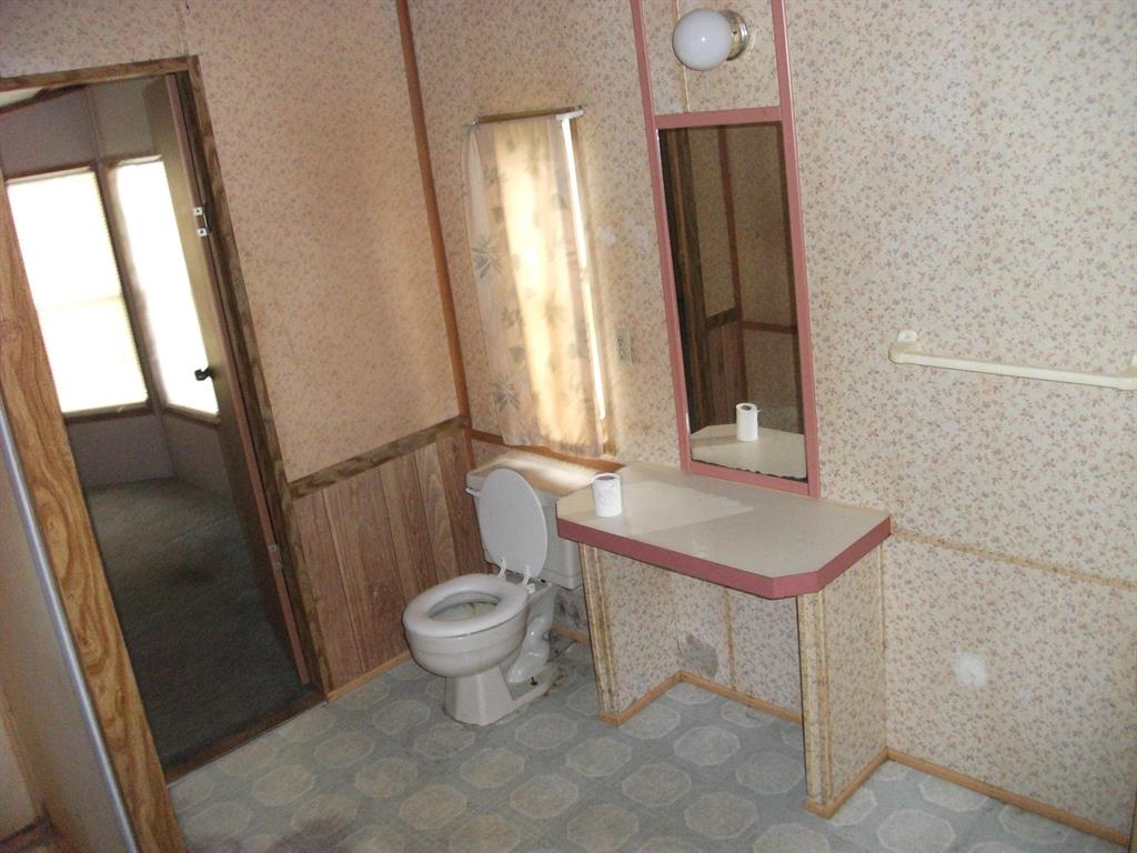 Four Seasons - Residential