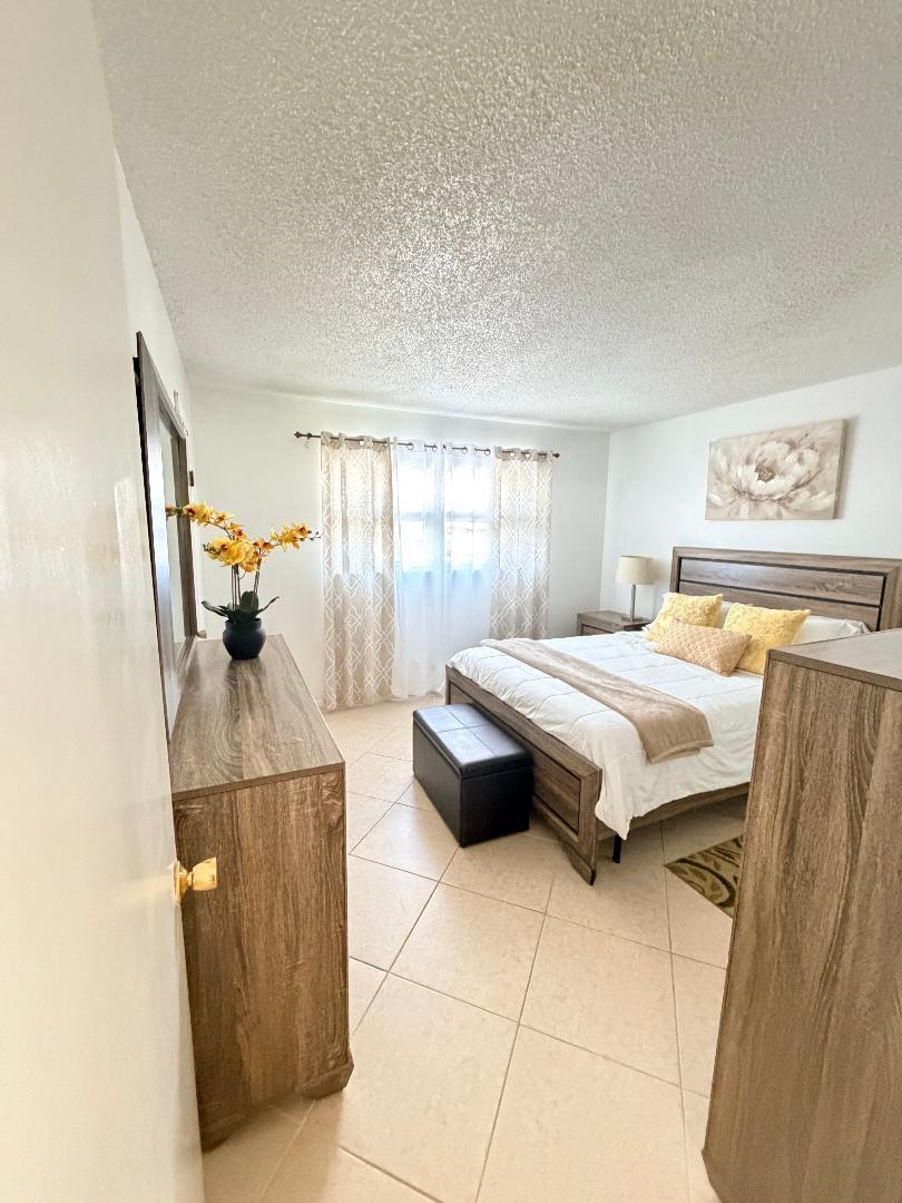 SNUG HARBOR GARDENS CONDO - Residential Lease