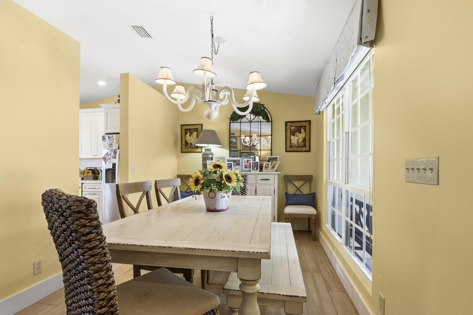 2465 Vista Del Prado Drive