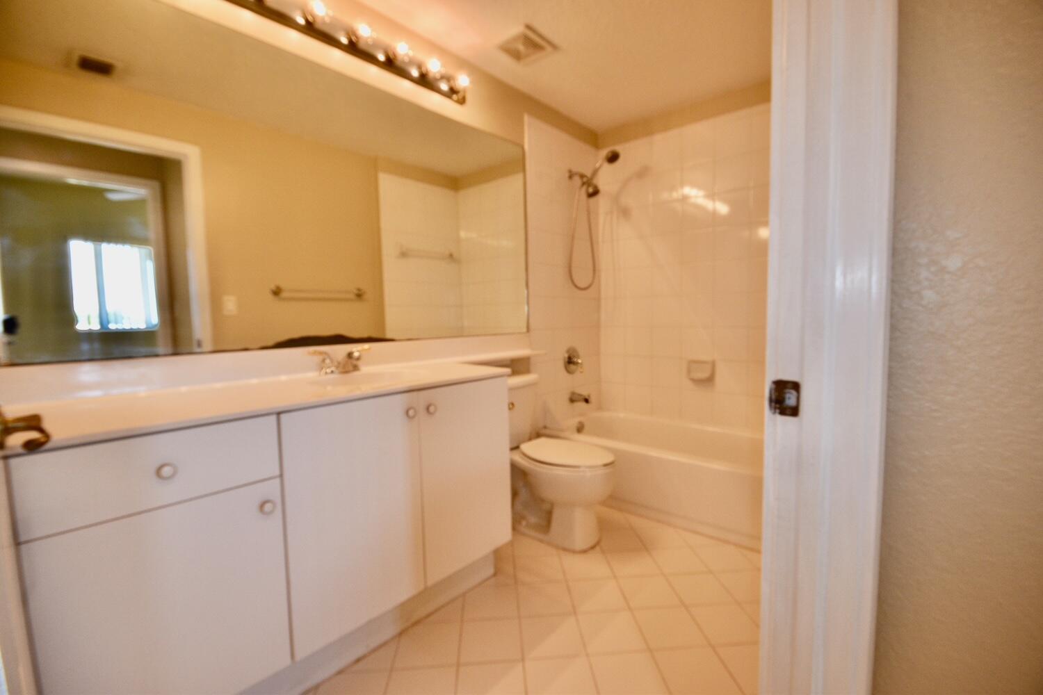 CAPTIVA CONDO E - Residential Lease