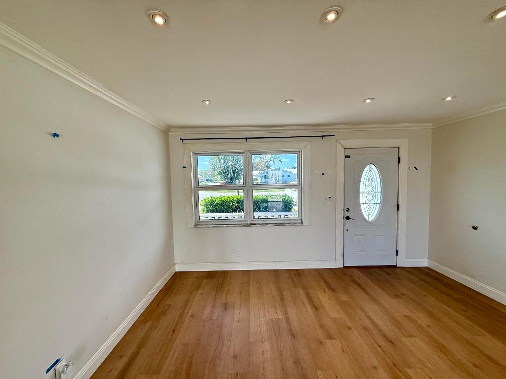 PALM BEACH LEISUREVILLE SEC 10 - Residential Lease