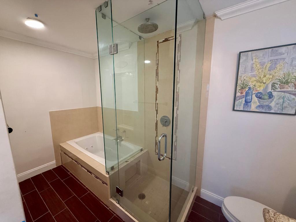 PALM BEACH LEISUREVILLE SEC 10 - Residential Lease