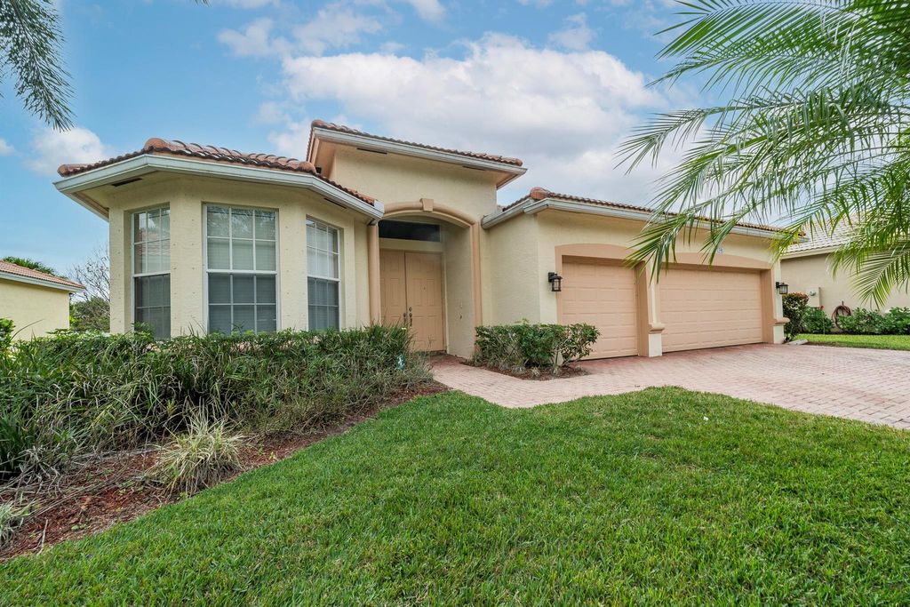 Photo of 1391 SE Legacy Cove Circle, Stuart, FL 34997 (MLS # R10948171)