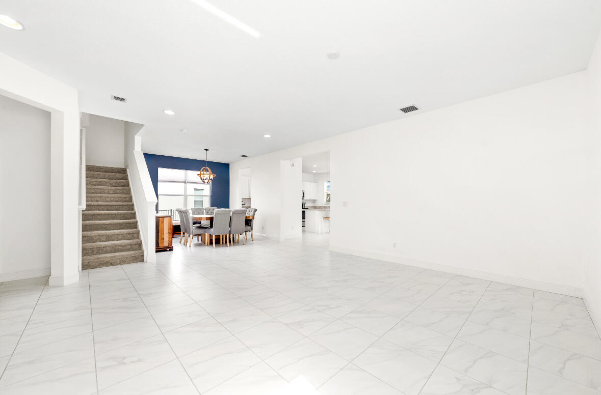 2011 NW Cataluna Circle