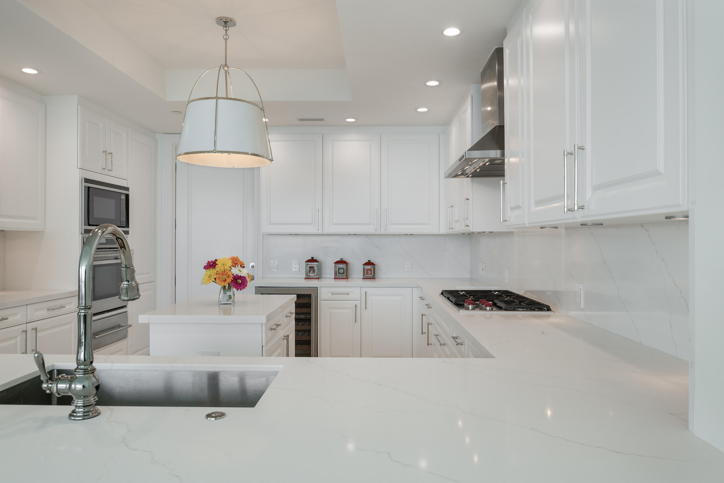 10295 Collins Avenue 2203