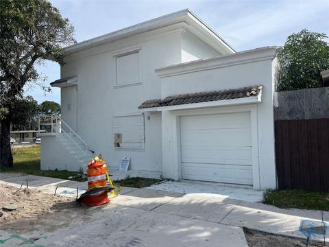 614 N Tamarind Avenue West Palm Beach FL 33401