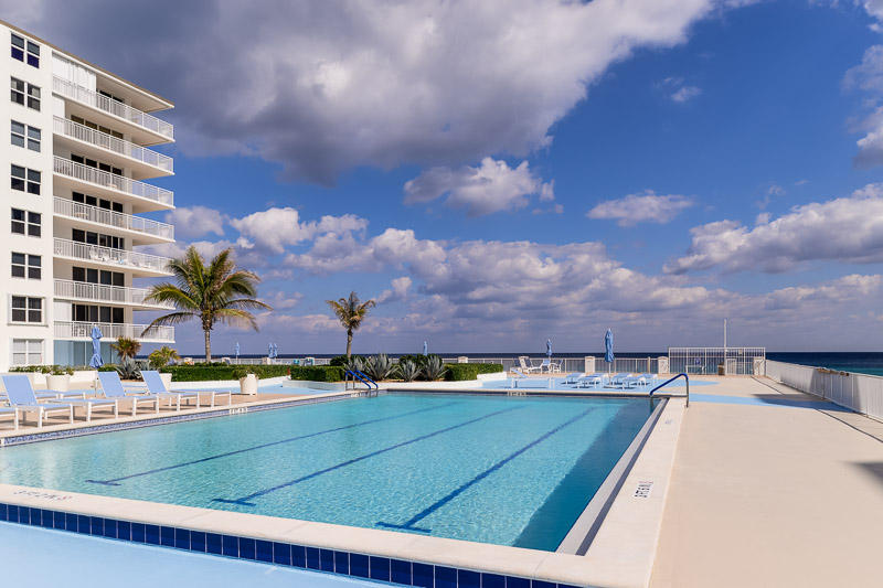 BARCLAY CONDO - Residential Lease