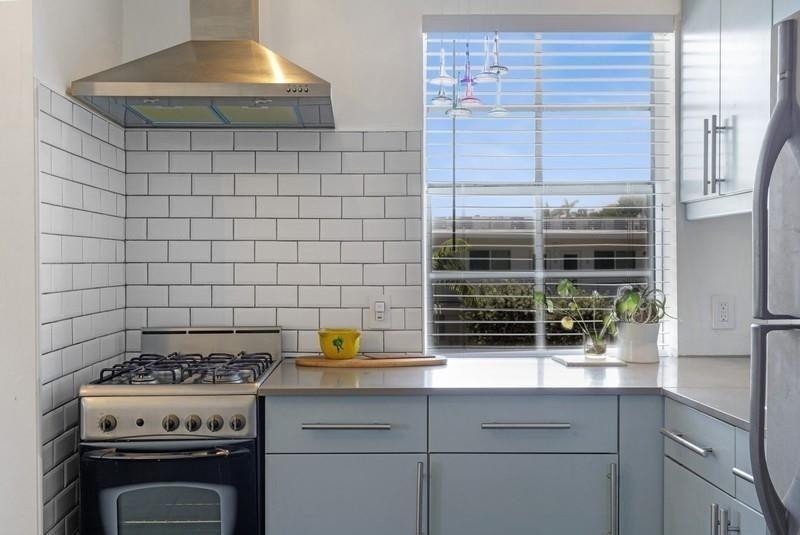 1455 MICHIGAN AVE CONDO - Residential