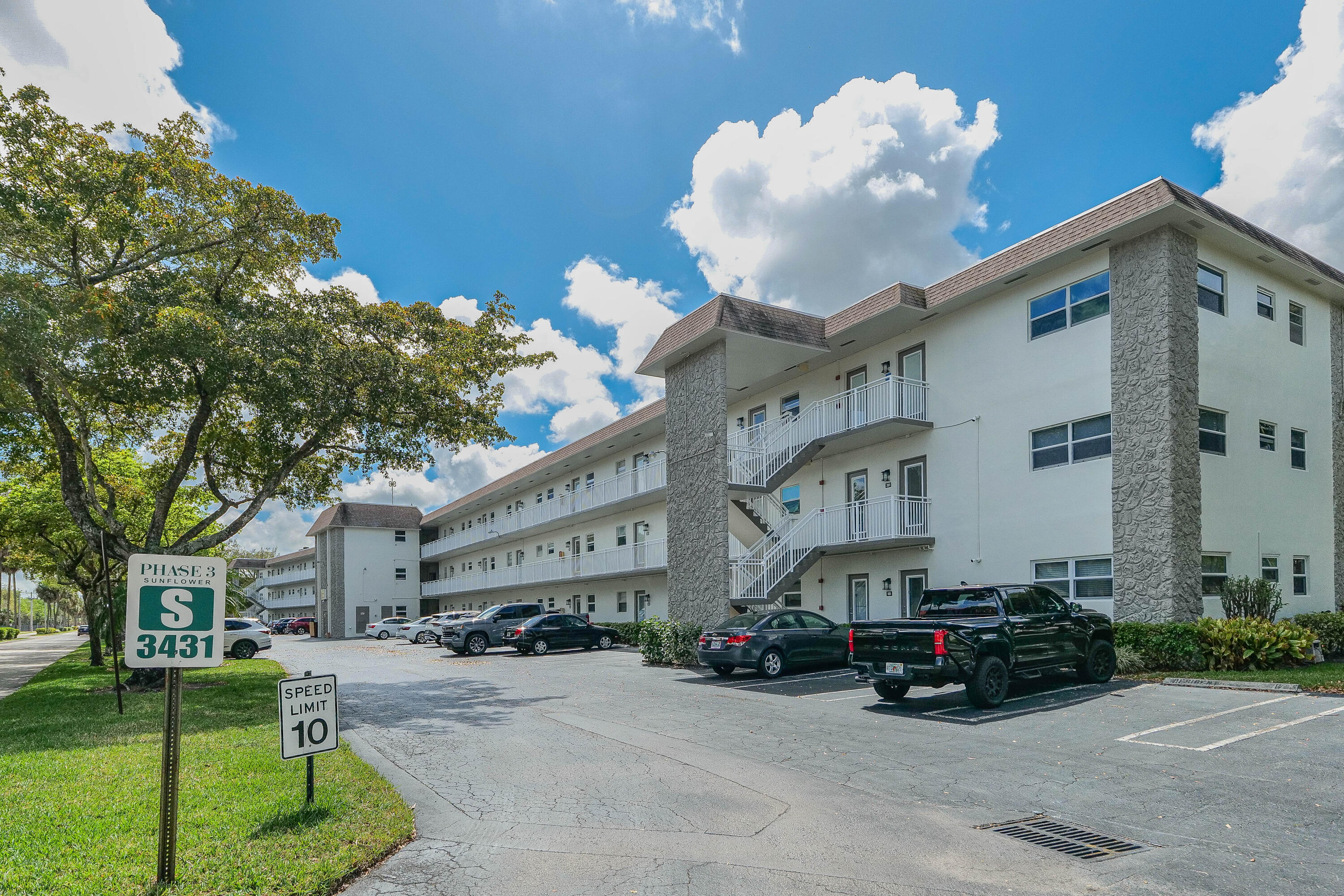 Hawaiian Gardens - Residential