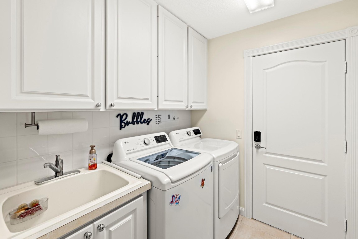 Riverwalk - Residential