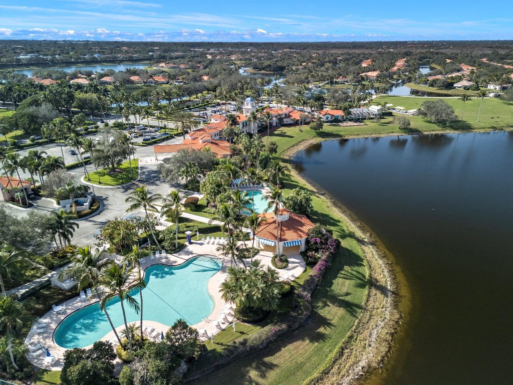 Riverwalk - Residential