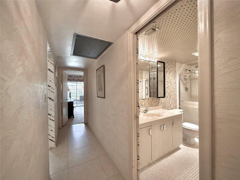 Tiny photo for 2504 Antigua Terrace #D2, Coconut Creek, FL 33066 (MLS # F10524677)