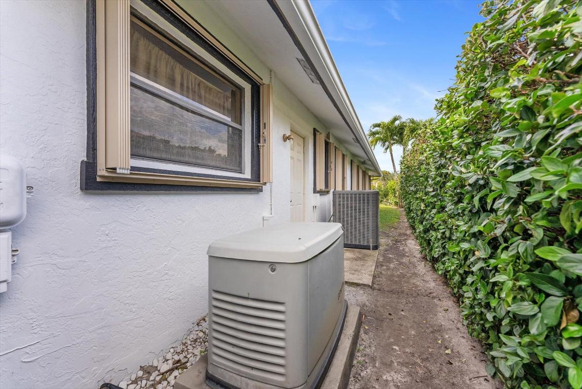 SUGAR POND MANOR OF WELLINGTON - Residential Lease