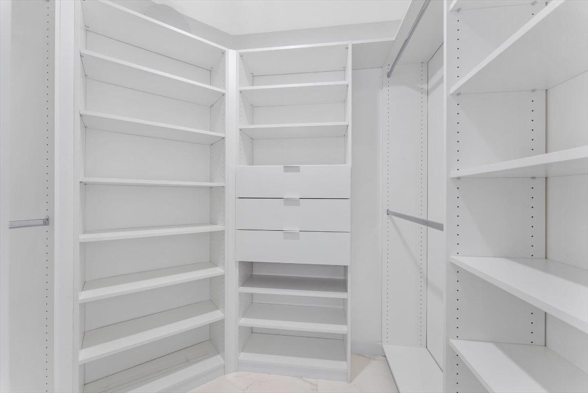 SUGAR POND MANOR OF WELLINGTON - Residential Lease