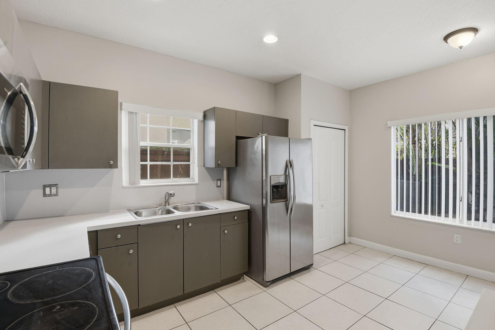 Kendall Country Estates - Residential