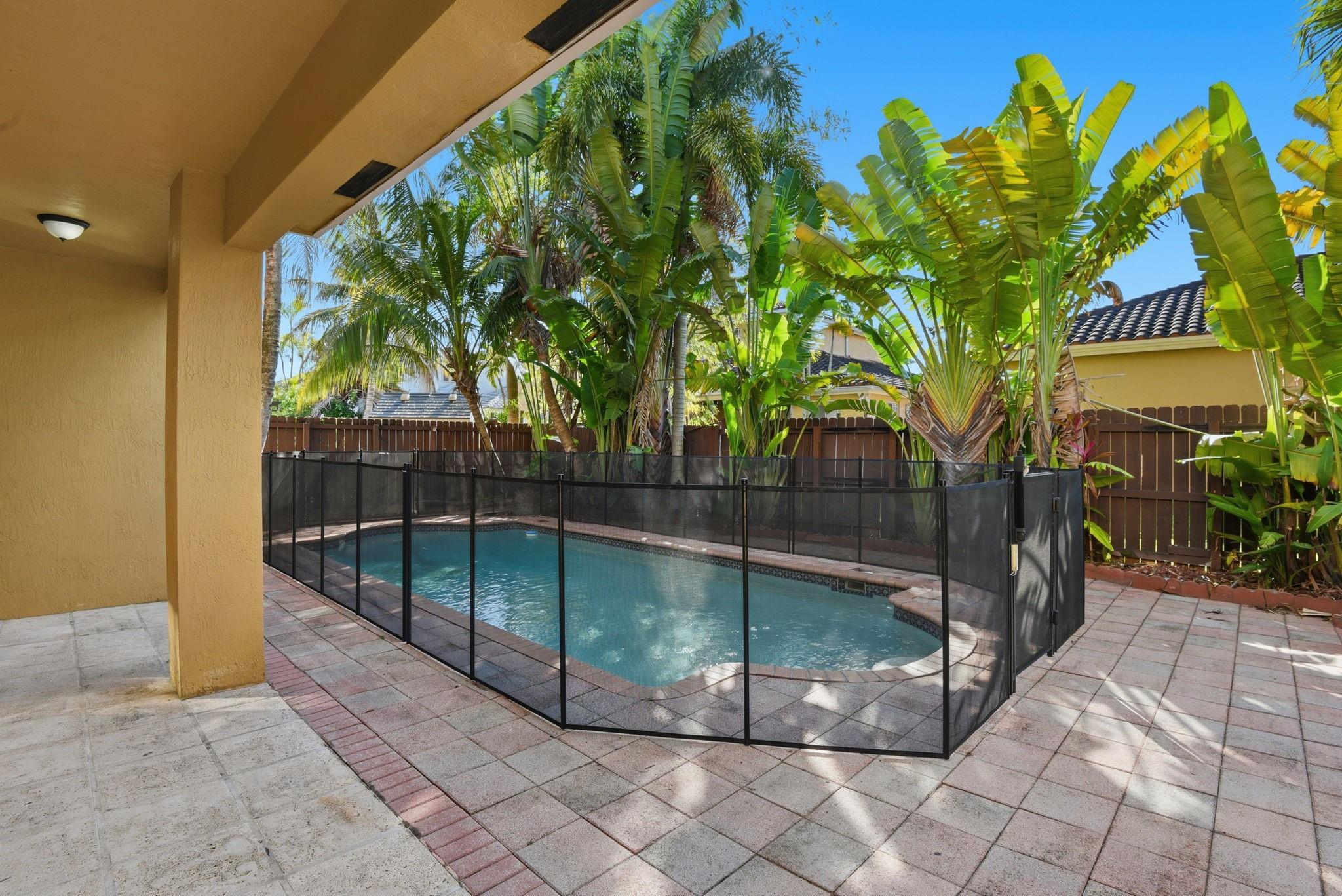 Kendall Country Estates - Residential