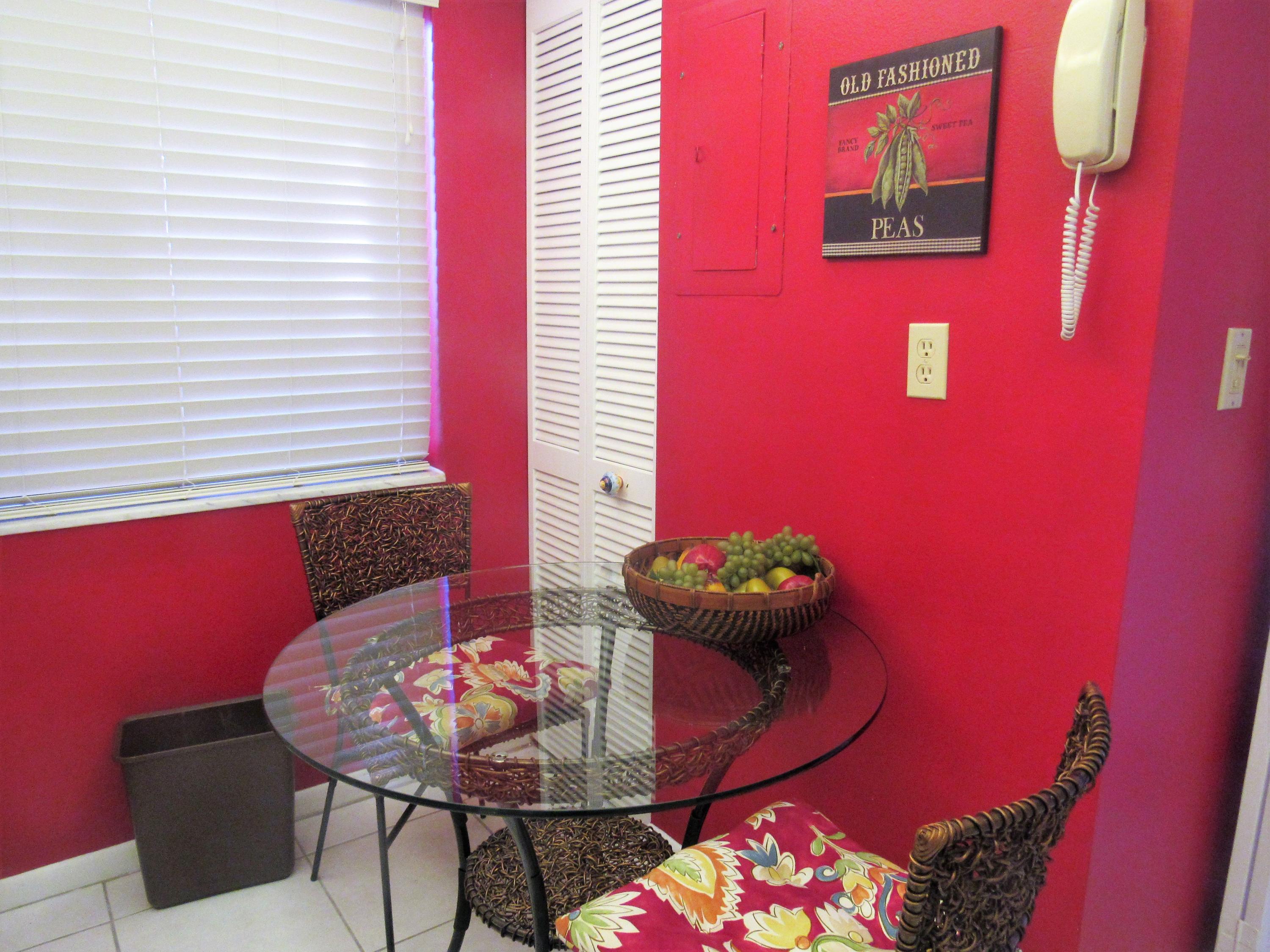 LANDS OF THE PRESIDENT CONDO 8 - Residential