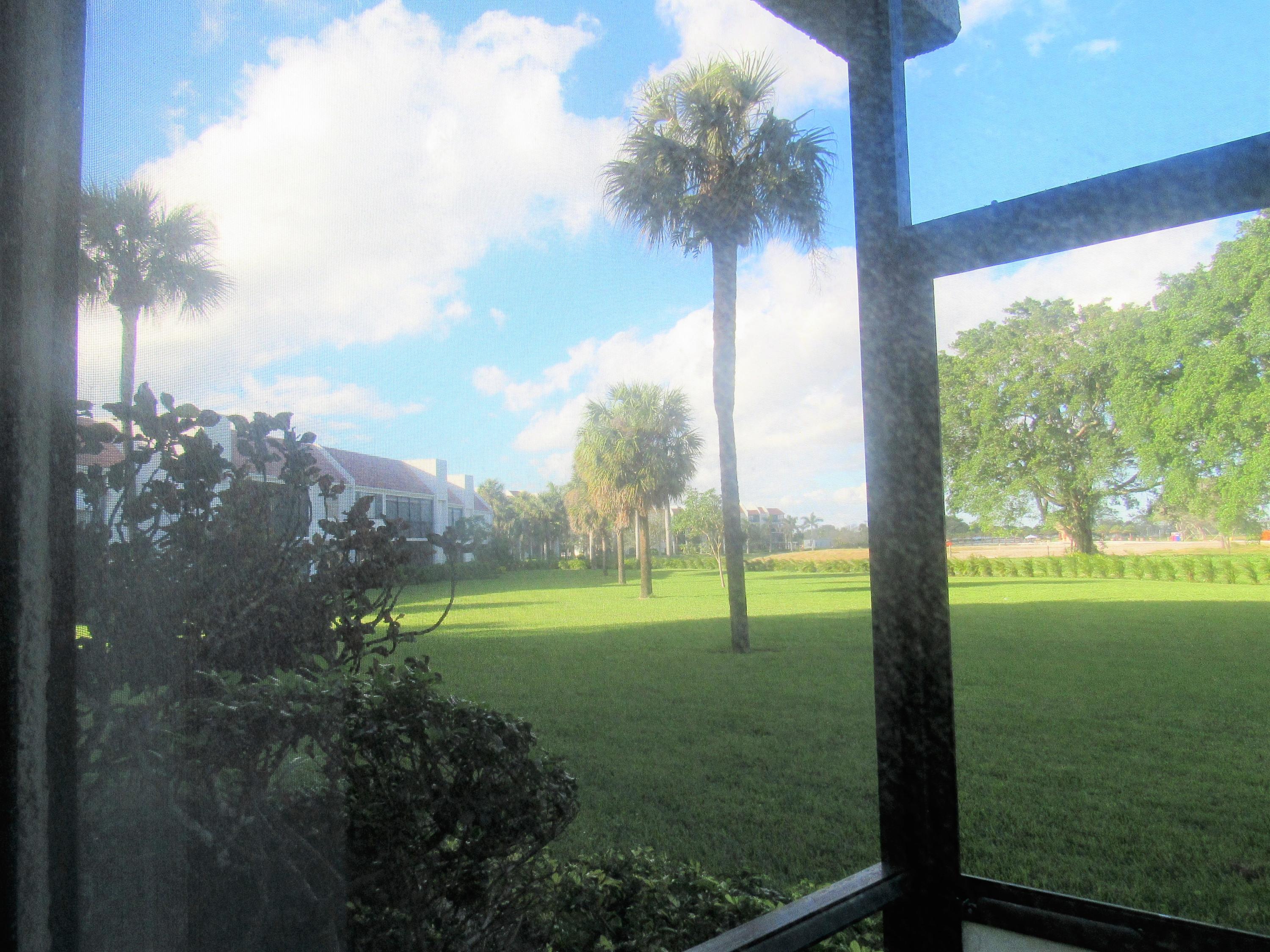 LANDS OF THE PRESIDENT CONDO 8 - Residential