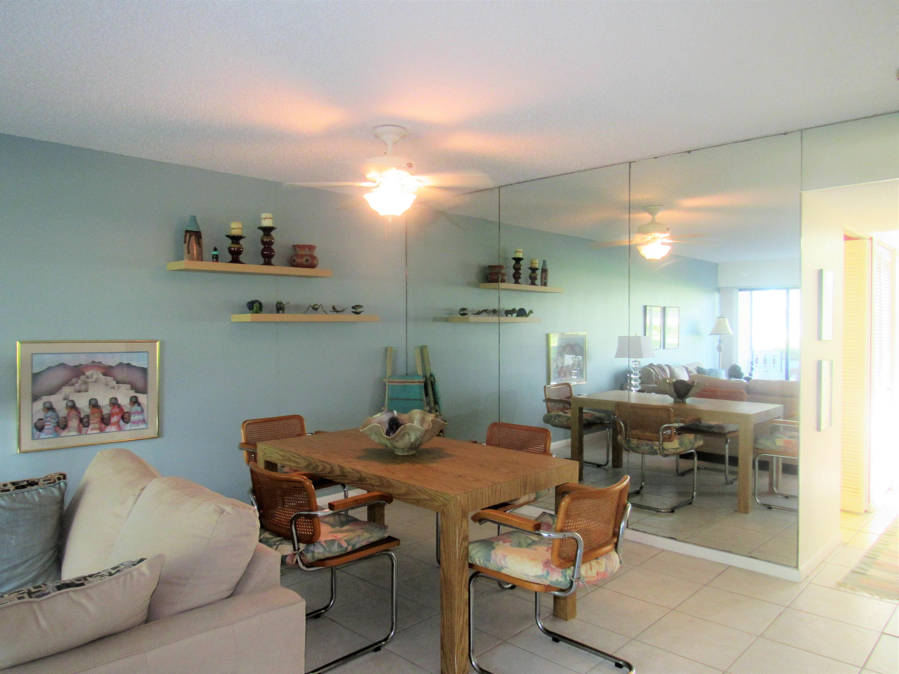 LANDS OF THE PRESIDENT CONDO 8 - Residential