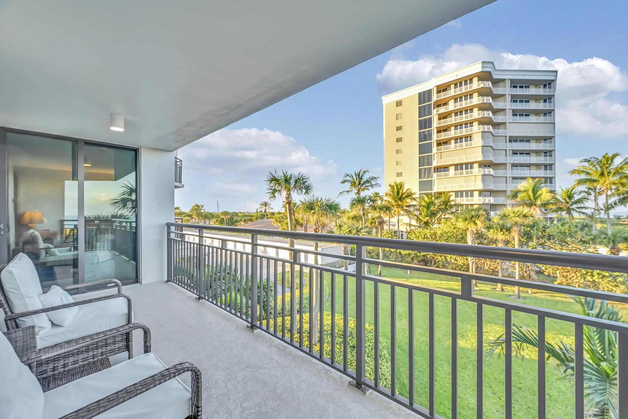 BARCLAY BEACH CLUB PHASE 1, A CONDOMINIUM - Residential