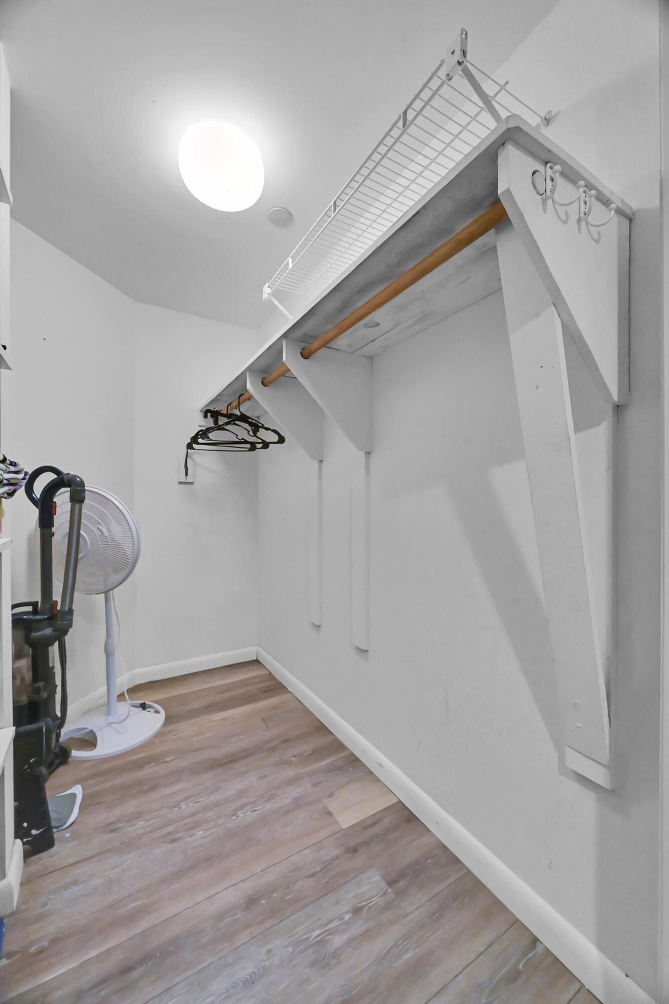 BARCLAY BEACH CLUB PHASE 1, A CONDOMINIUM - Residential