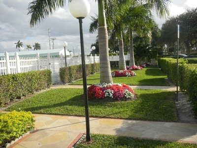 PINES OF DELRAY NORT - Residential
