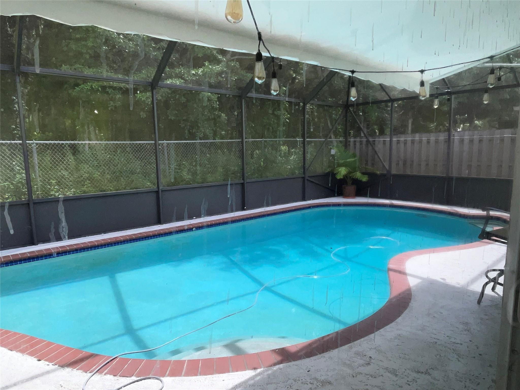 Oakland Hills 4th Sec 80- - Residential