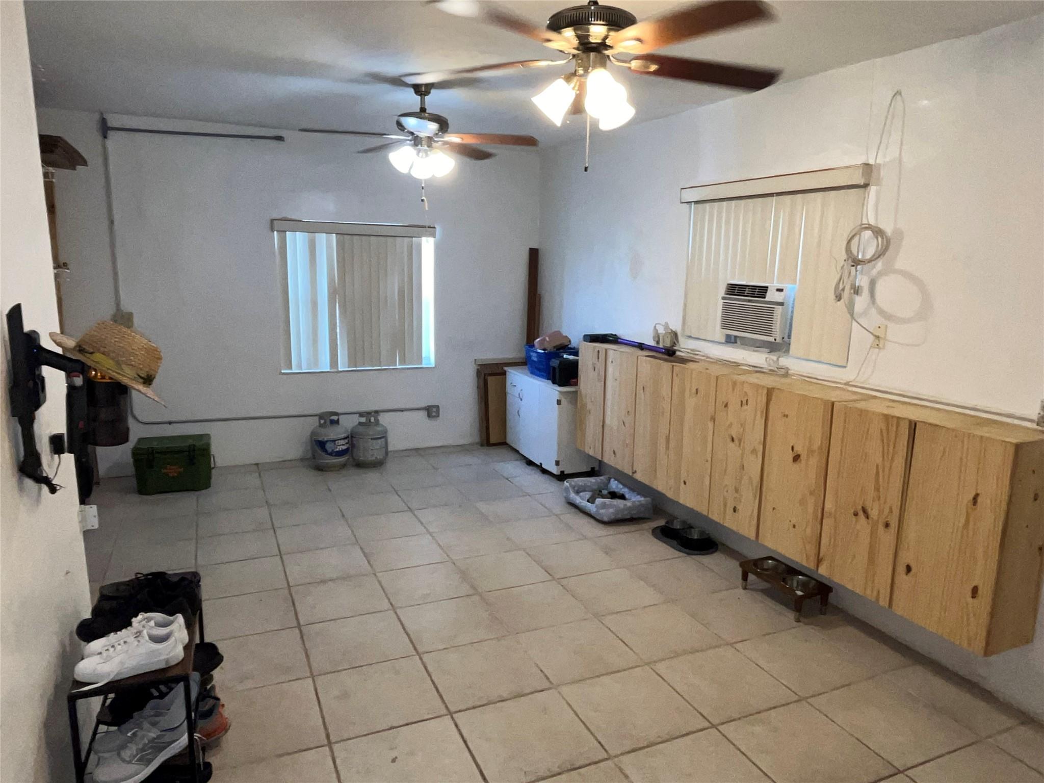 Oakland Hills 4th Sec 80- - Residential