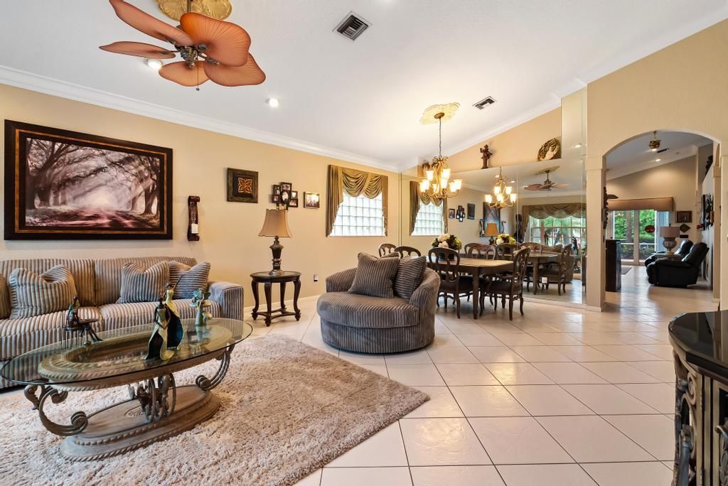 Photo of 13633 Kiltie Court, Delray Beach, FL 33446 (MLS # R11125272)