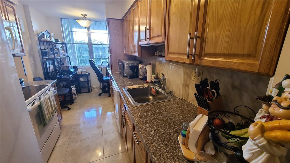 CYPRESS CHASE - Residential