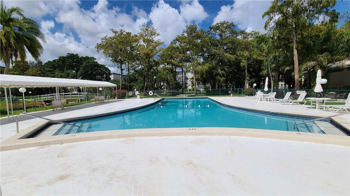 CYPRESS CHASE - Residential