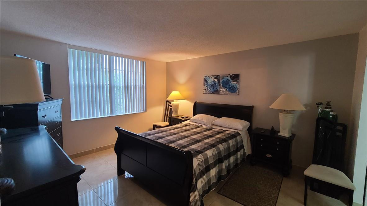 CYPRESS CHASE - Residential