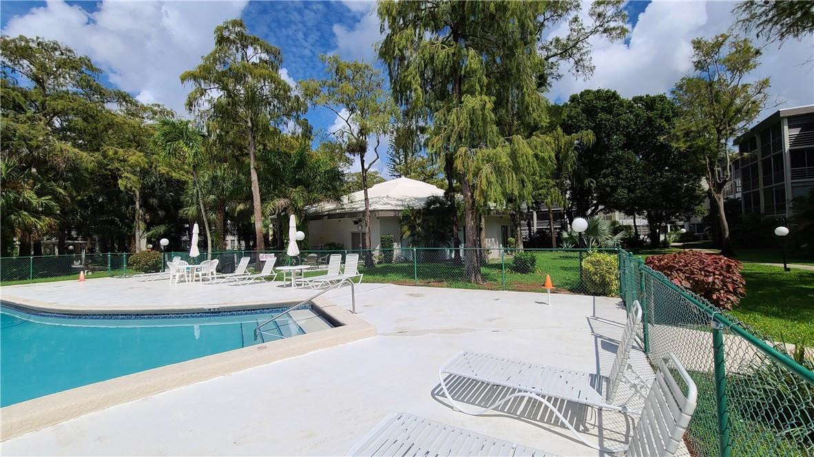 CYPRESS CHASE - Residential