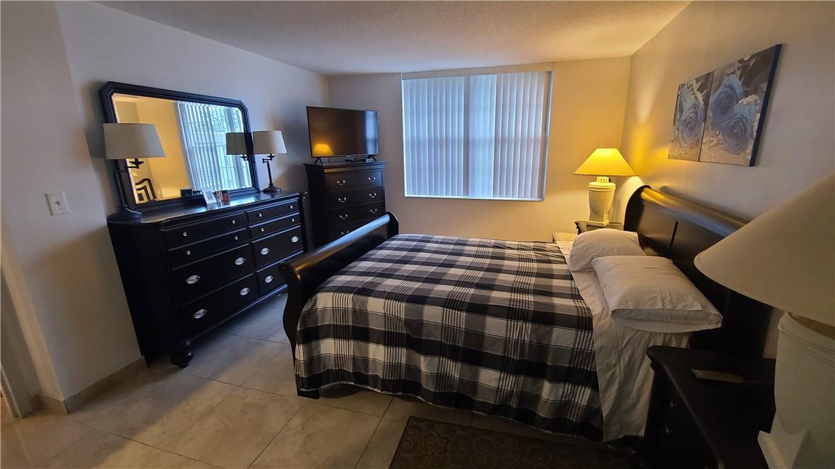 CYPRESS CHASE - Residential