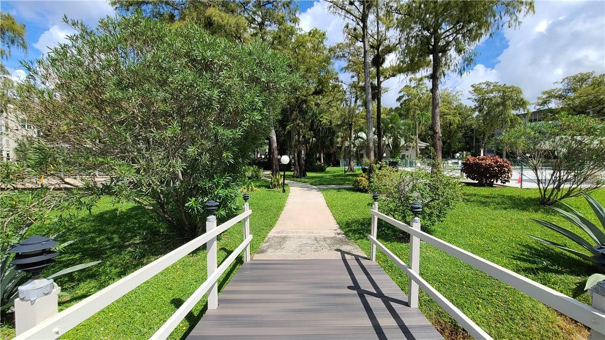 CYPRESS CHASE - Residential